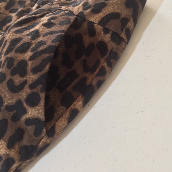 XXI Animal Print Pencil Skirt with Pockets S/P - Picture 5 of 16